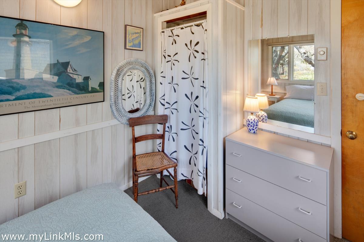 393 Lighthouse Road Aquinnah, MA 02535 - Photo 8 of 34