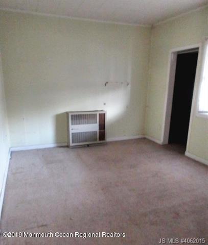 18 George Road Toms River, NJ 08753 - Photo 7 of 20 7