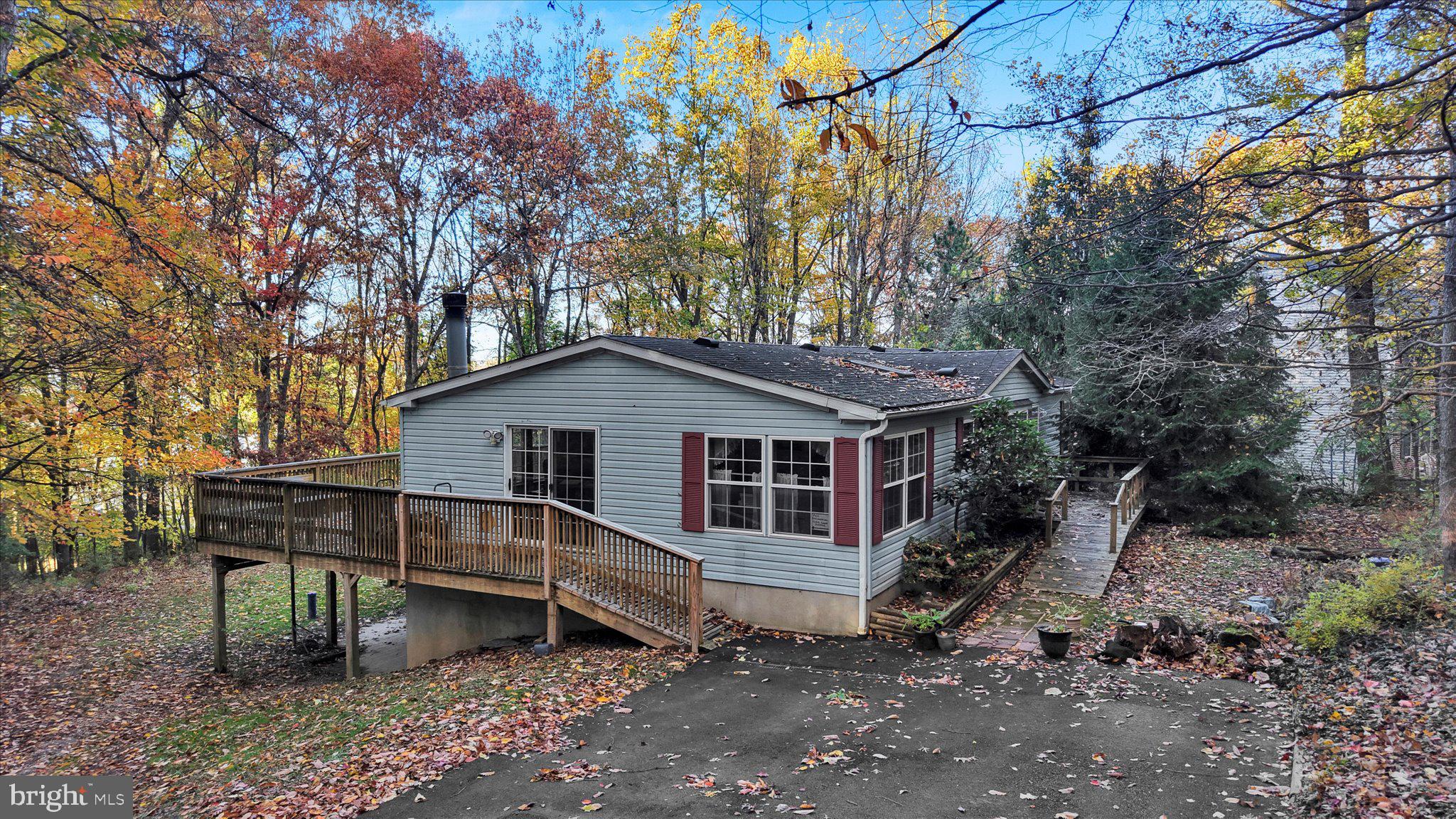 1104 Bedford Avenue Reading, PA 19607 - Photo 38 of 39 a house view with a outdoor space