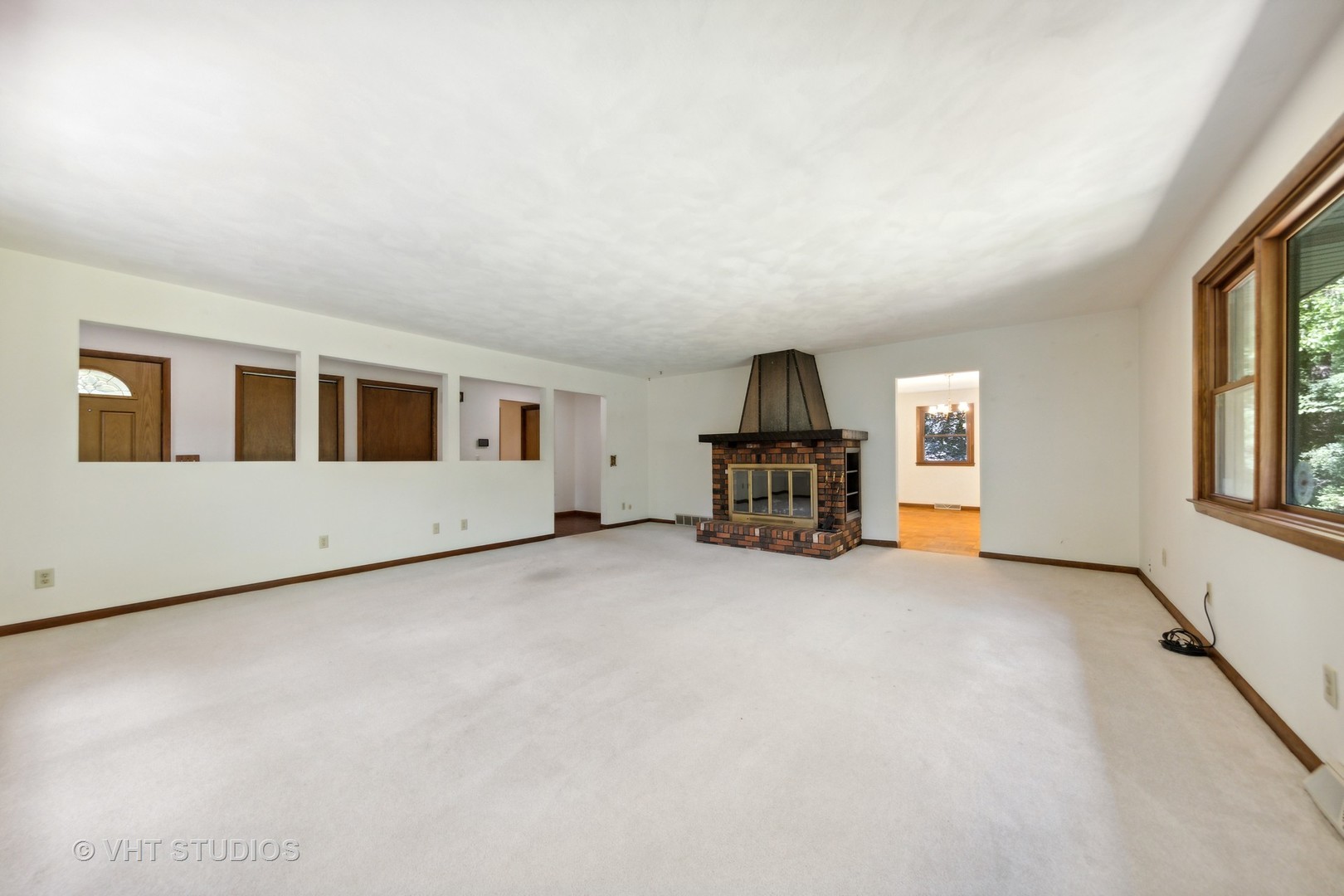 6N349 Old Homestead Road St. Charles, IL 60175 - Photo 11 of 26