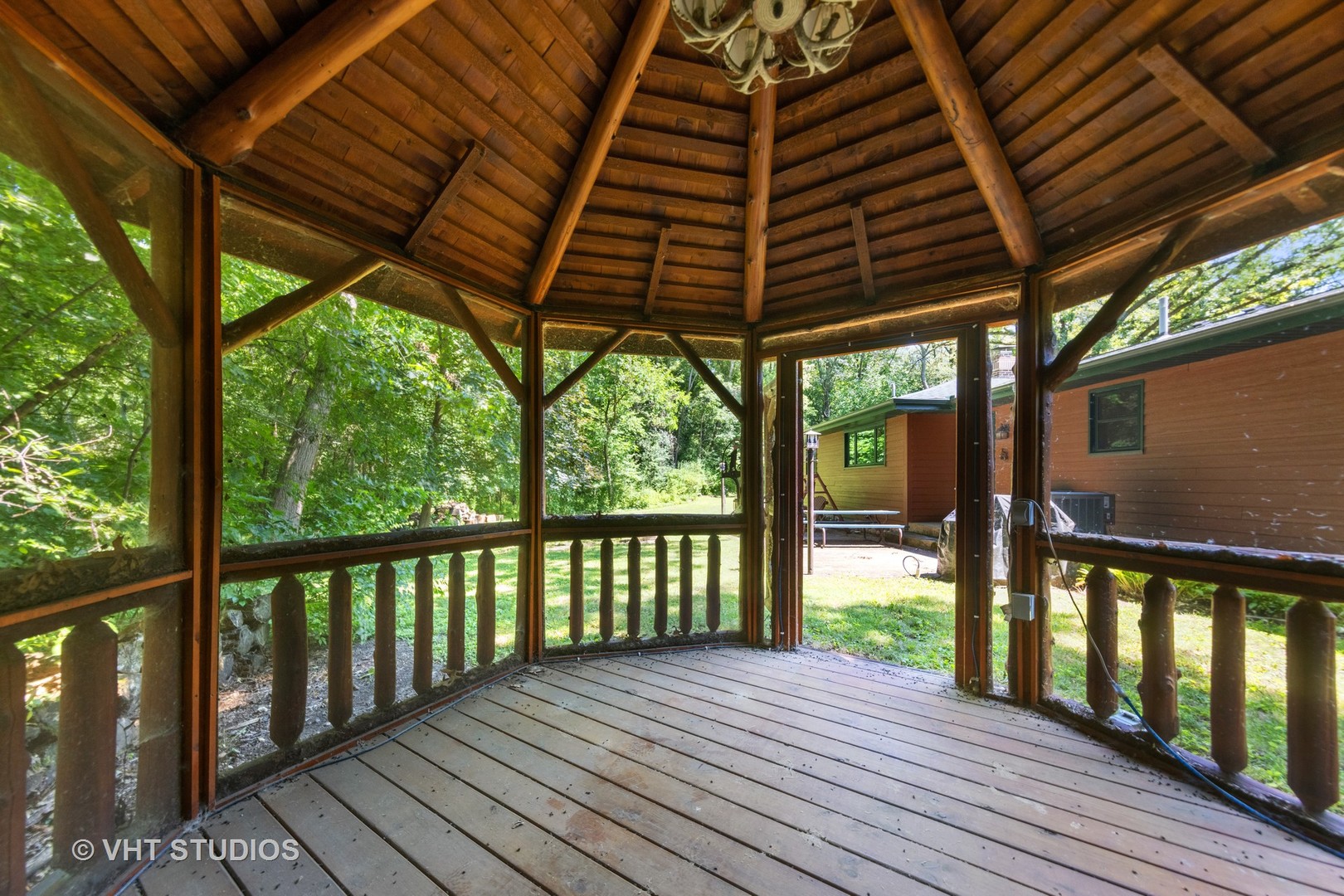 6N349 Old Homestead Road St. Charles, IL 60175 - Photo 6 of 26