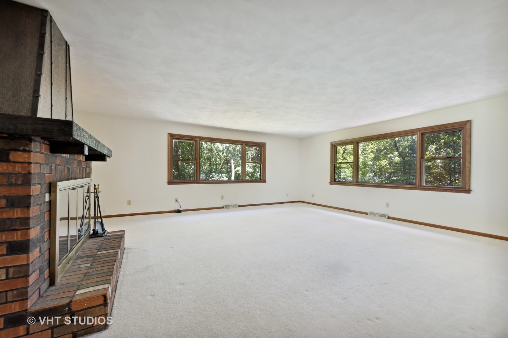 6N349 Old Homestead Road St. Charles, IL 60175 - Photo 10 of 26