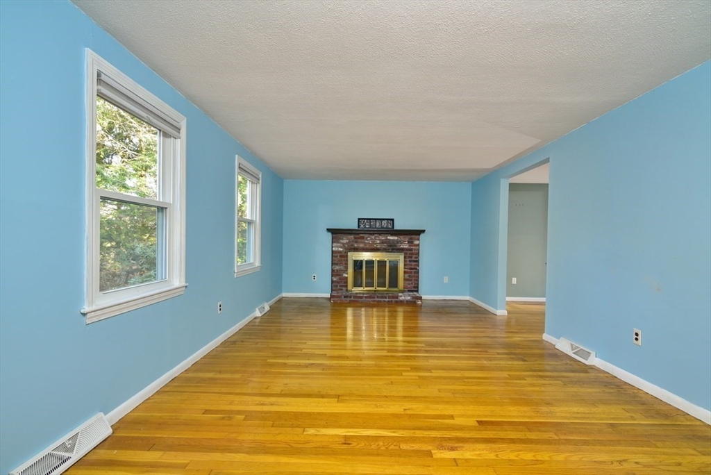 75 Neck Hill Road Mendon, MA 01756 - Photo 11 of 24 Gallery Image 11