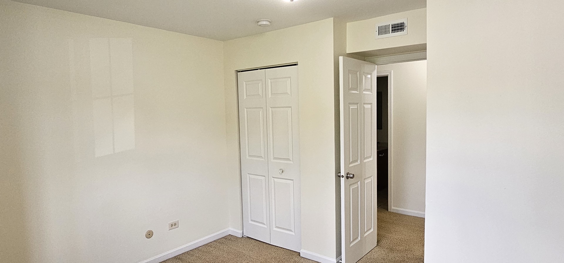 833 Village Quarter Road, Unit A3 West Dundee, IL 60118 - Photo 16 of 27 a view of a hallway with closet