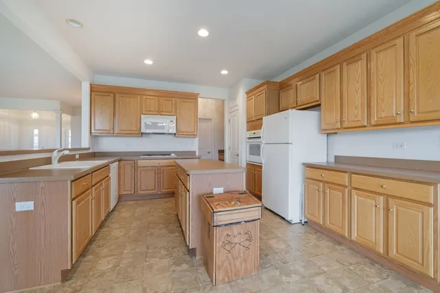 $485,000 | 12910 Crestview Drive, Huntley, IL 60142