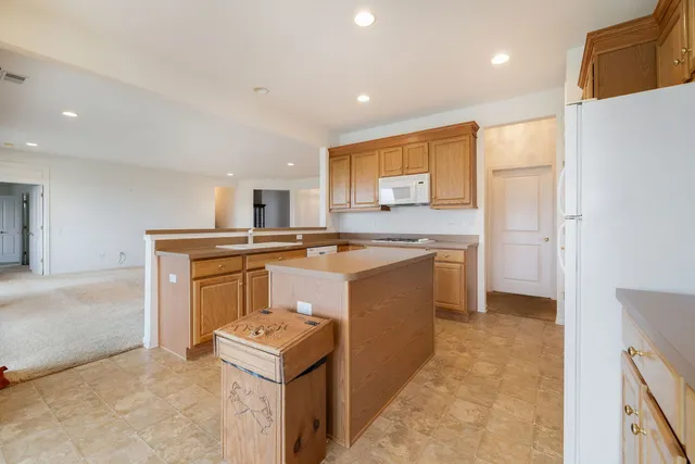 $485,000 | 12910 Crestview Drive, Huntley, IL 60142