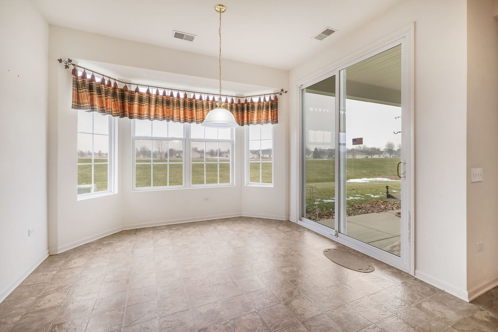 12910 Crestview Drive Huntley, IL 60142 - Photo 8 of 21