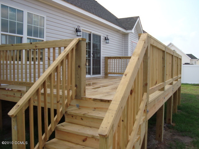 210 Echo Ridge Road Swansboro, NC 28584 - Photo 2 of 13 Great Open Deck in Back!