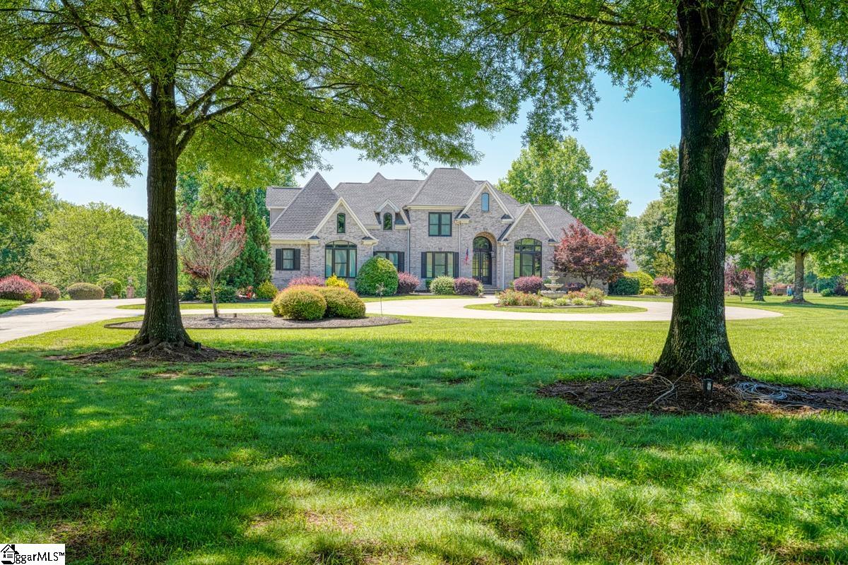 915 Wilkins Road Inman, SC 29349 - Photo 2 of 36