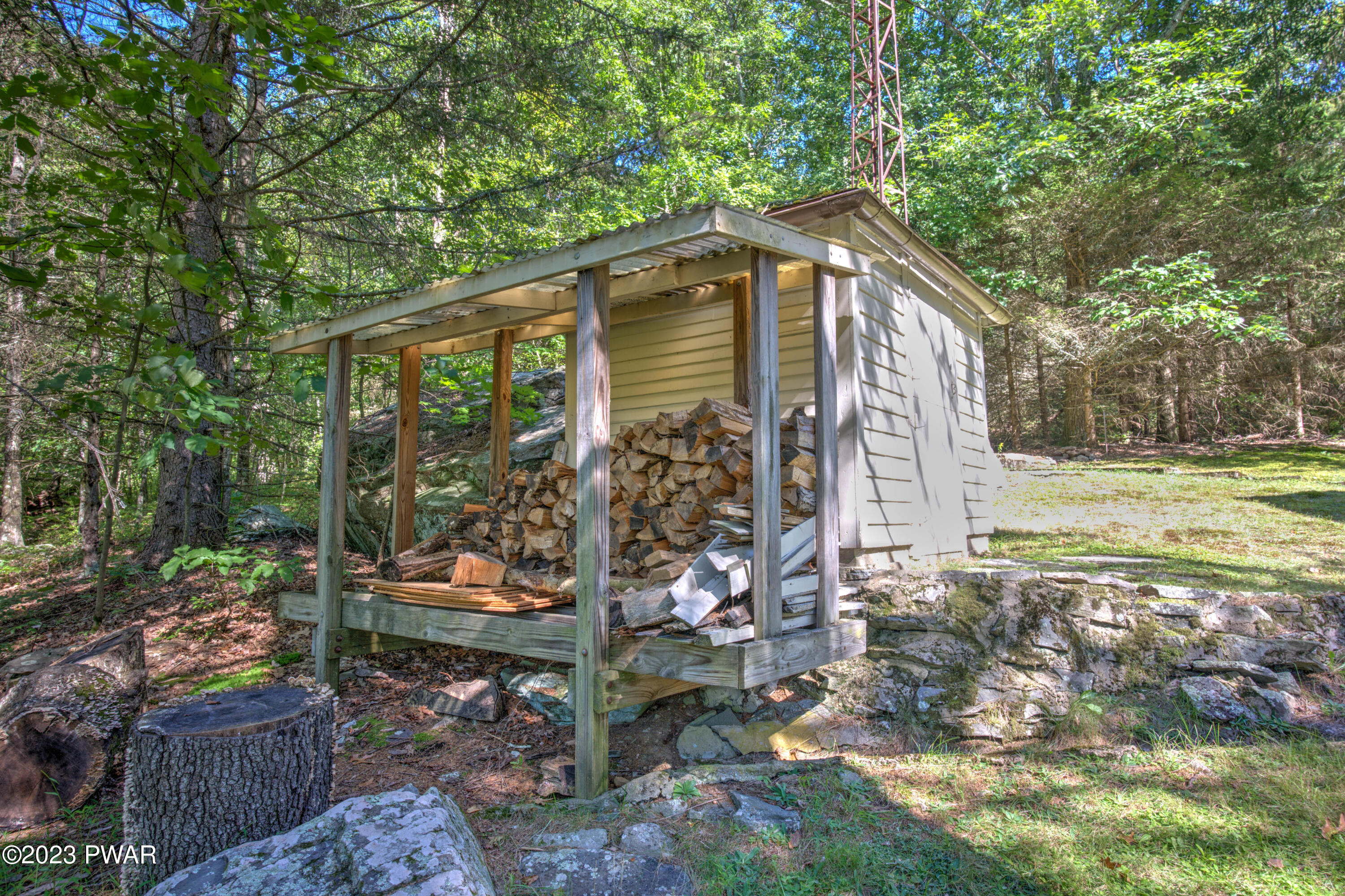 128 Falls Road Dingmans Ferry, PA 18328 - Photo 25 of 31