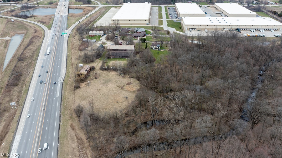 450 Seasons Road Stow, OH 44224 - Photo 4 of 15 Gallery Image 4