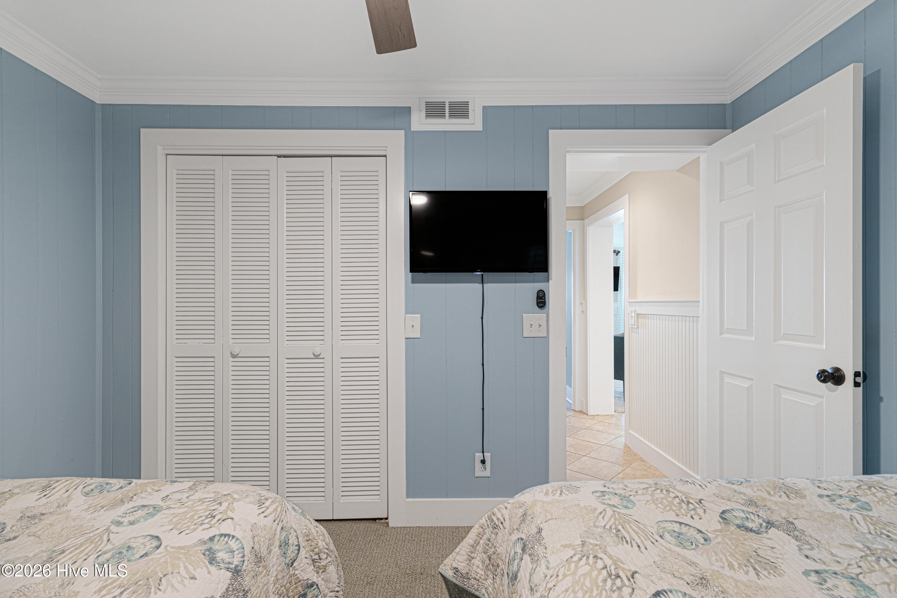 301 Commerce Way, Unit 255 SEA SPRAY Atlantic Beach, NC 28512 - Photo 15 of 33 Bedroom 2