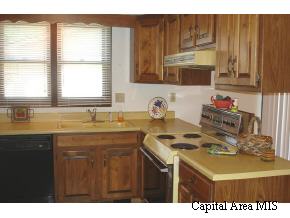 2636 Sarona Road Springfield, IL 62704 - Photo 4 of 9
