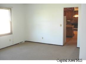 2636 Sarona Road Springfield, IL 62704 - Photo 7 of 9