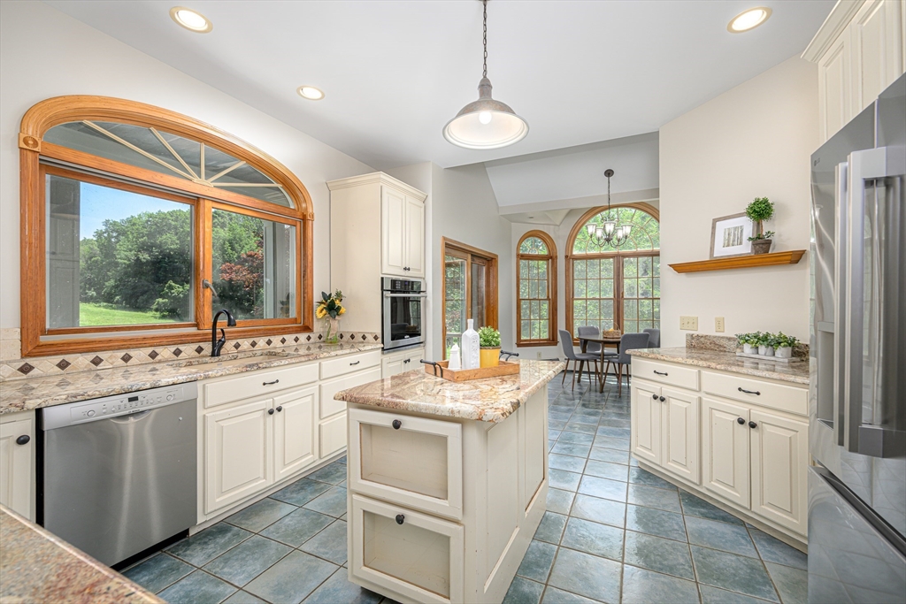 190 Russell Hill Road Ashburnham, MA 01430 - Photo 12 of 40