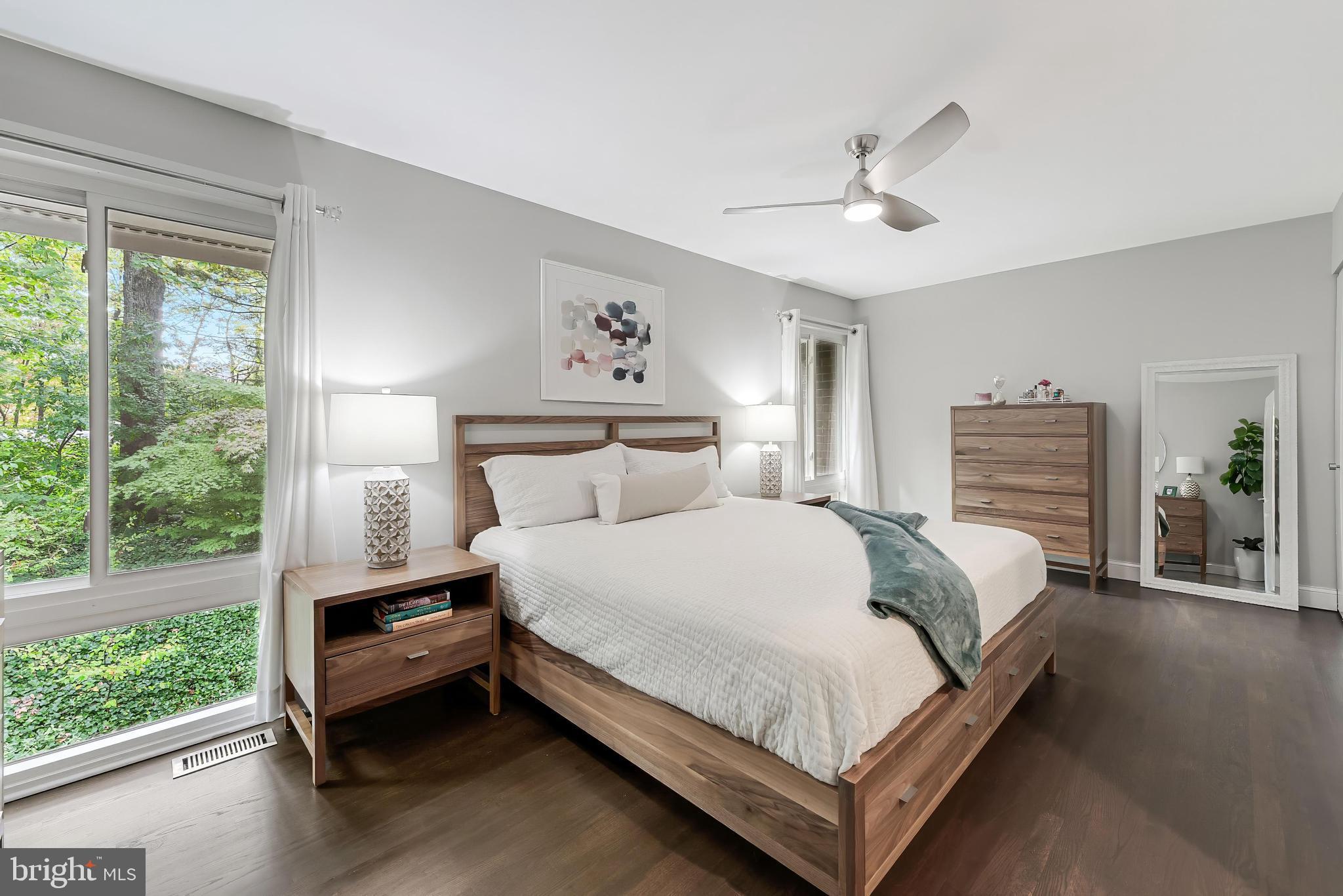 1775 Wainwright Drive Reston, VA 20190 - Photo 13 of 44 Large Primary Bedroom