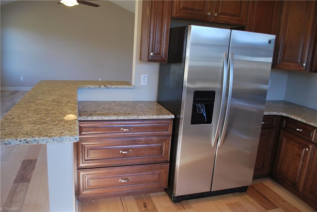 351 Longdale Road Graham, NC 27253 - Photo 5 of 27 Gallery Image 5