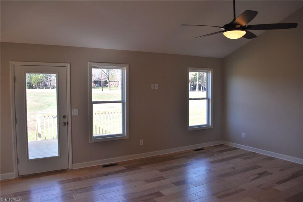 351 Longdale Road Graham, NC 27253 - Photo 7 of 27 Gallery Image 7