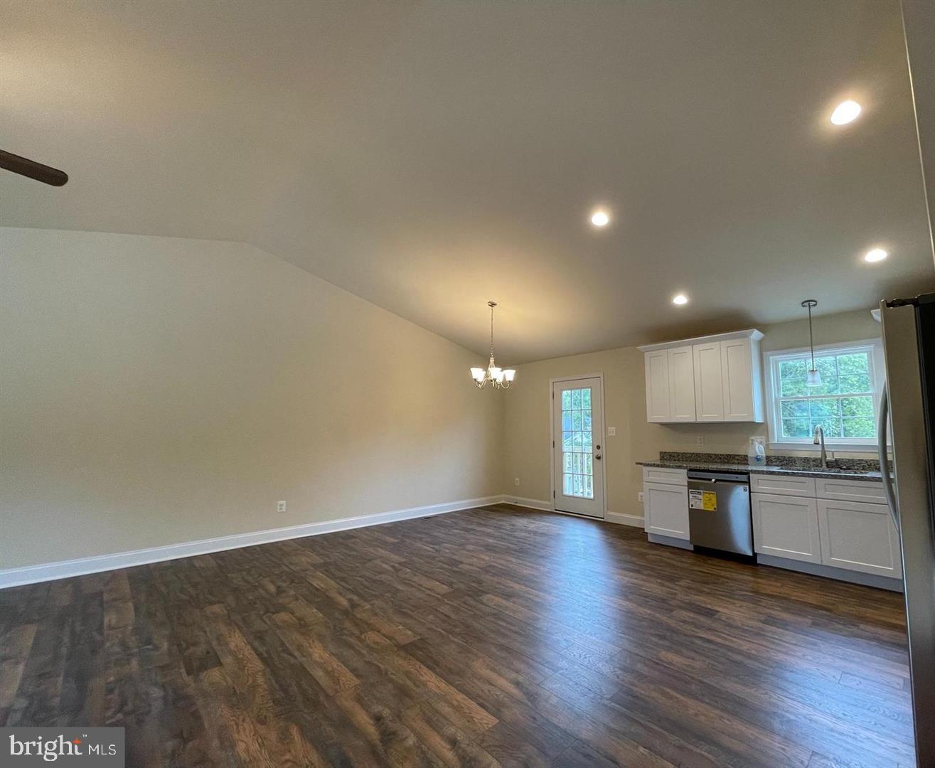 8112 Leland Road Manassas, VA 20111 - Photo 3 of 13