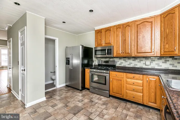 $2,400 | 1315 Webster Street, Baltimore, MD 21230