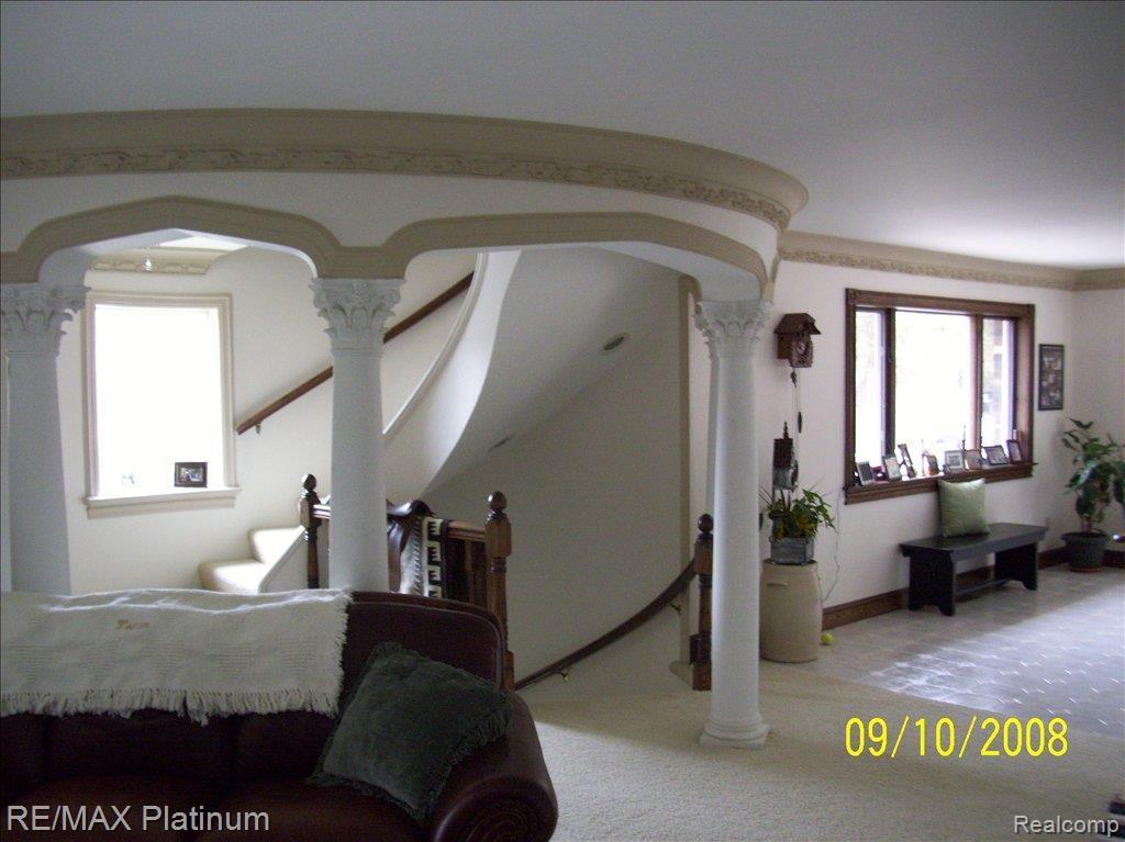 3508 Patterson Lk Road Pinckney, MI 48169 - Photo 7 of 8 CUSTOM FEATURES