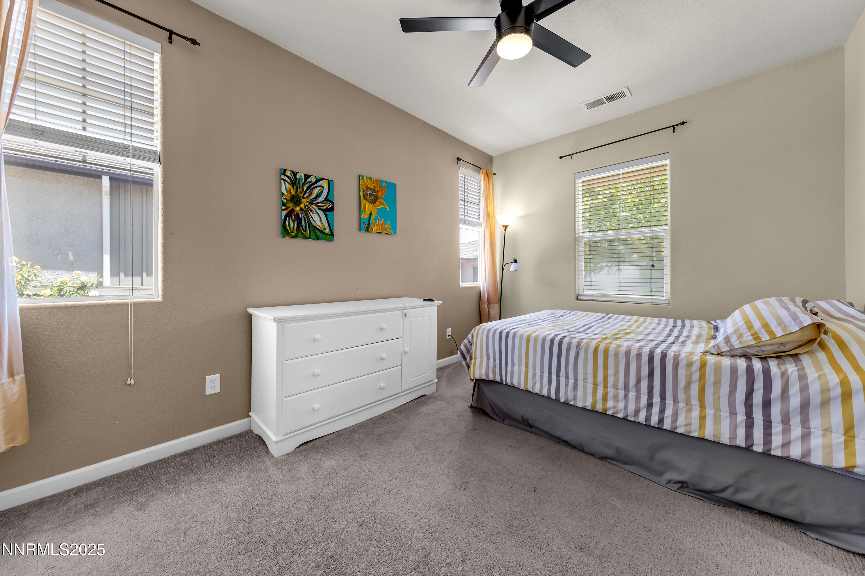 10509 Yuba Court Reno, NV 89521 - Photo 25 of 52 Yuba10509-044