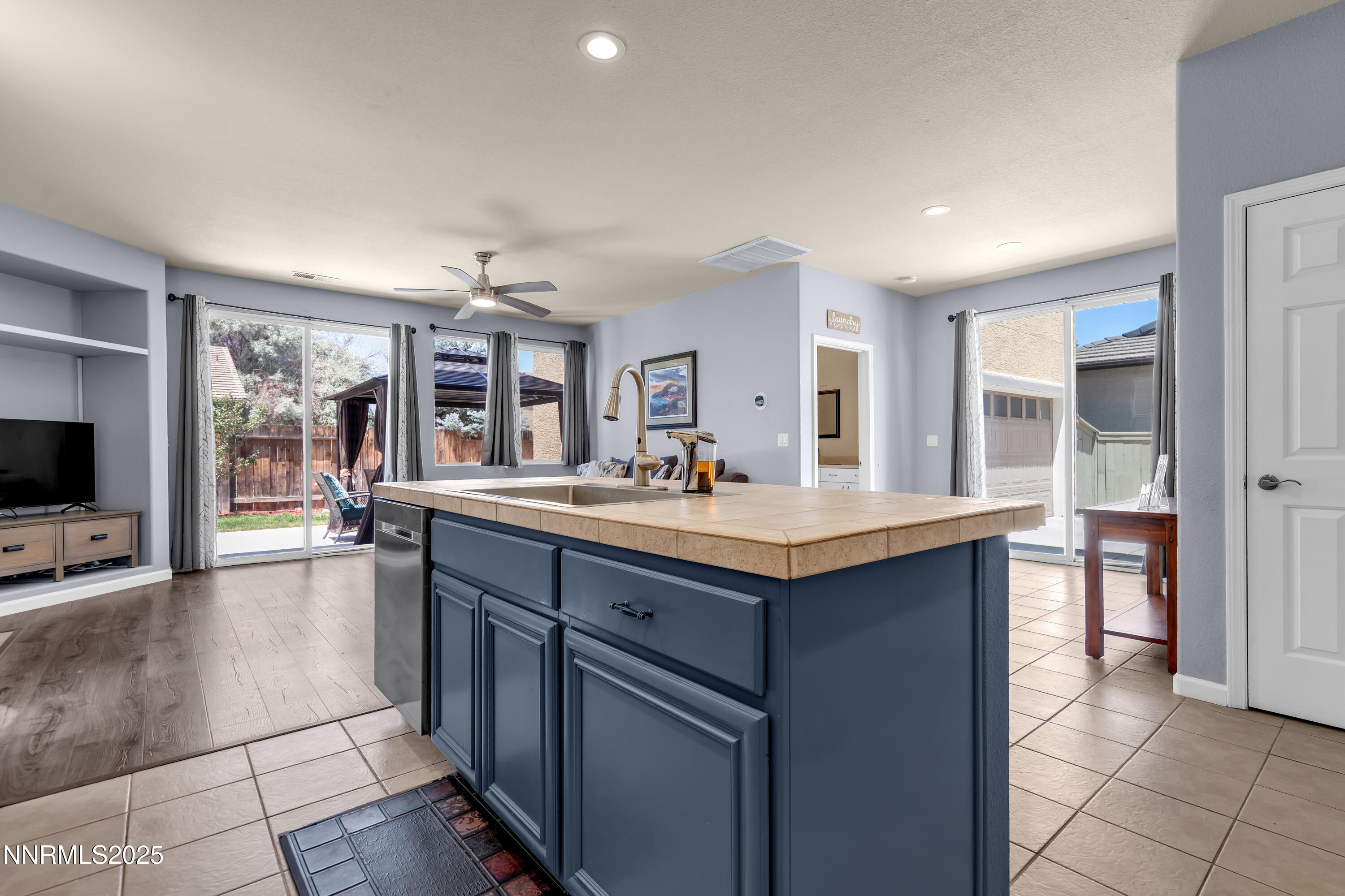 10509 Yuba Court Reno, NV 89521 - Photo 10 of 52 Yuba10509-016