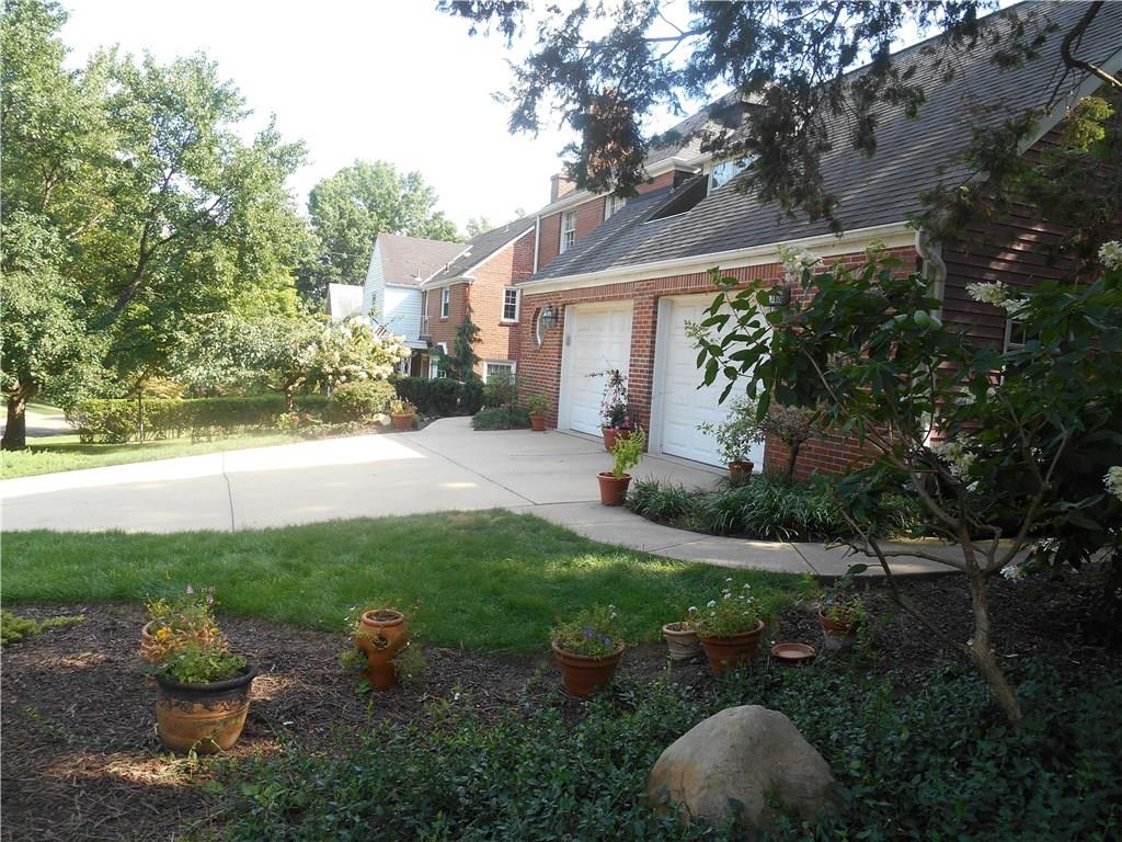 278 Sleepy Hollow Road Pittsburgh, PA 15228 - Photo 22 of 23 Access to the rear yard