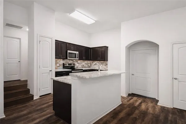 $1,925 | 2847 Messenger Way, Bryan, TX 77803