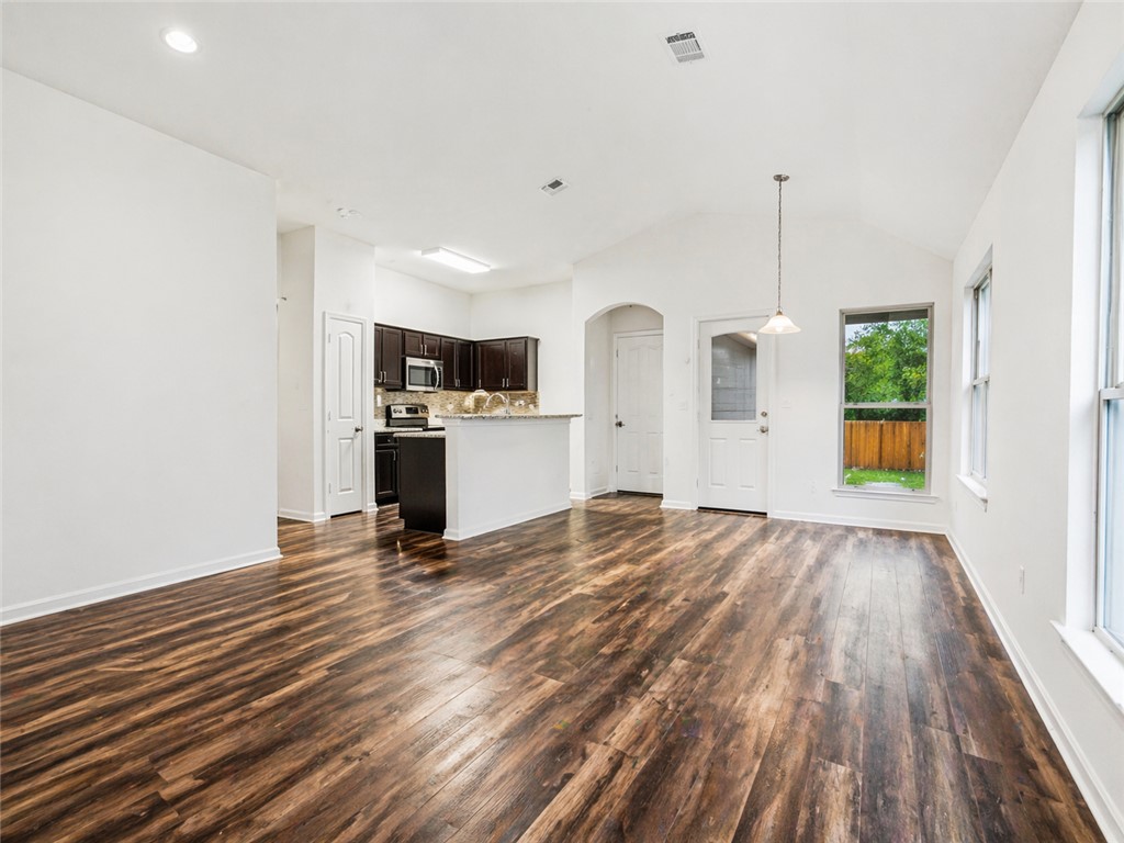 2847 Messenger Way Bryan, TX 77803 - Photo 4 of 6