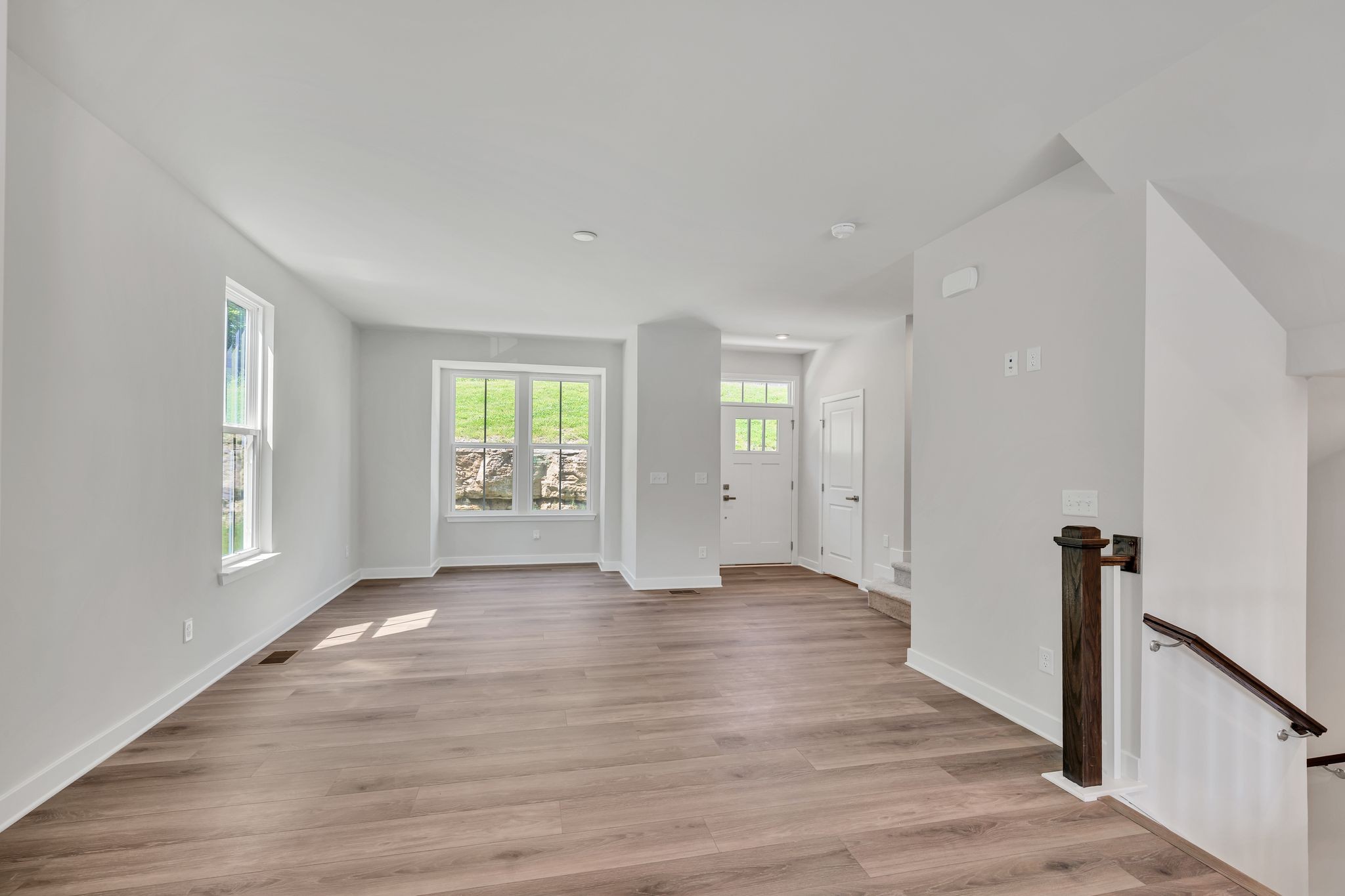 308 Poplar Loop Antioch, TN 37013 - Photo 3 of 20