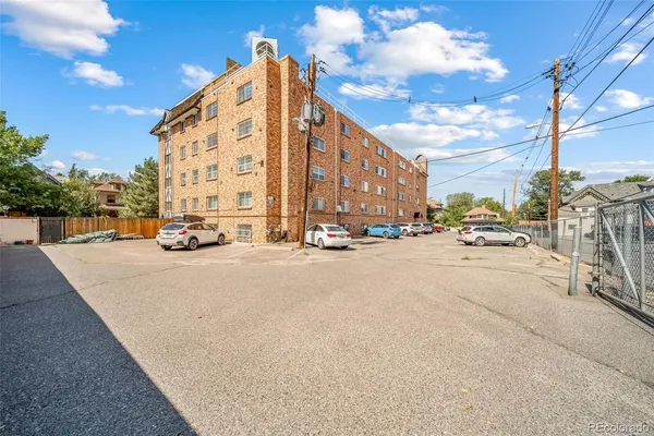 $1,500 | 1350 Josephine Street, Unit 103, Denver, CO 80206