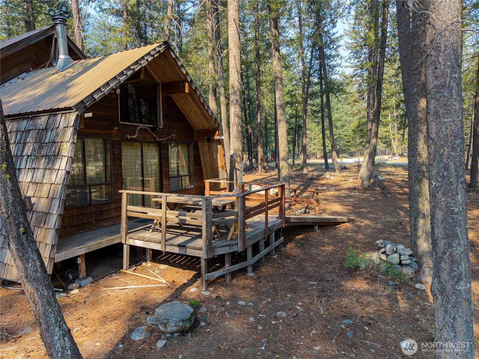 11 Susan Road Mazama, WA 98833 - Photo 2 of 34 Gallery Image 2