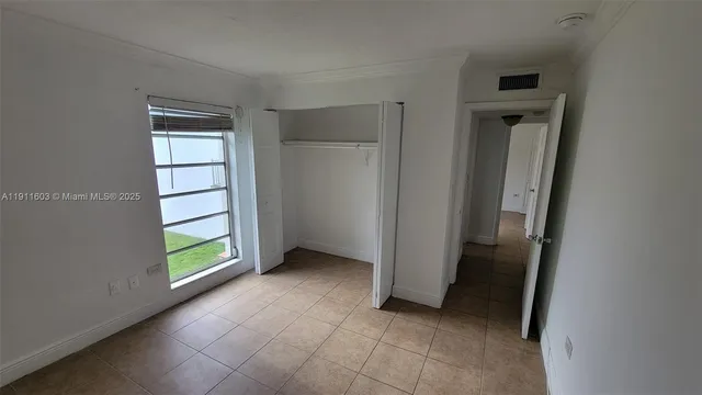 $230,000 | 7232 Southwest 94th Place, Unit E7, Miami, FL 33173