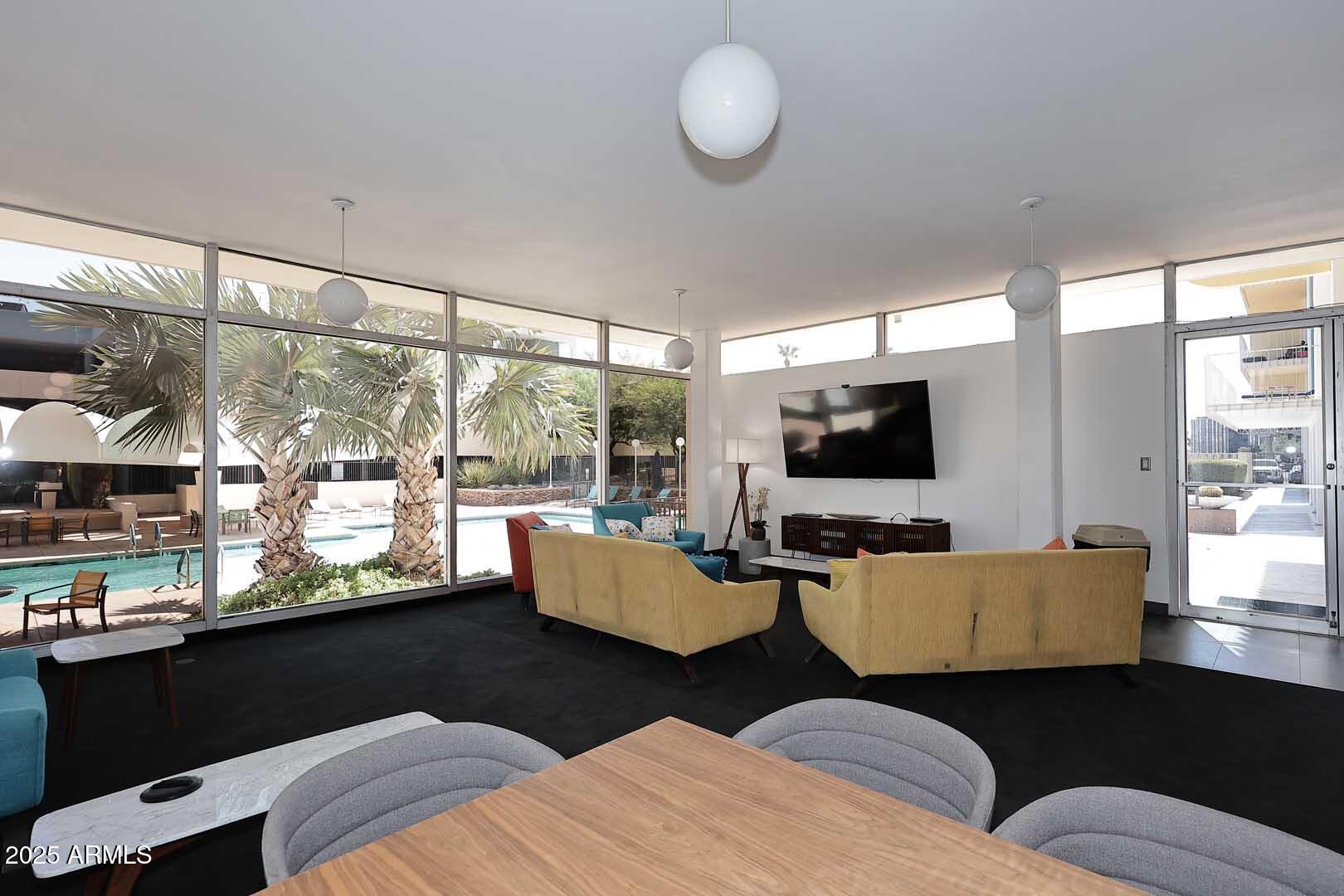 207 West Clarendon Avenue, Unit 2A Phoenix, AZ 85013 - Photo 18 of 36 Community Lounge Room