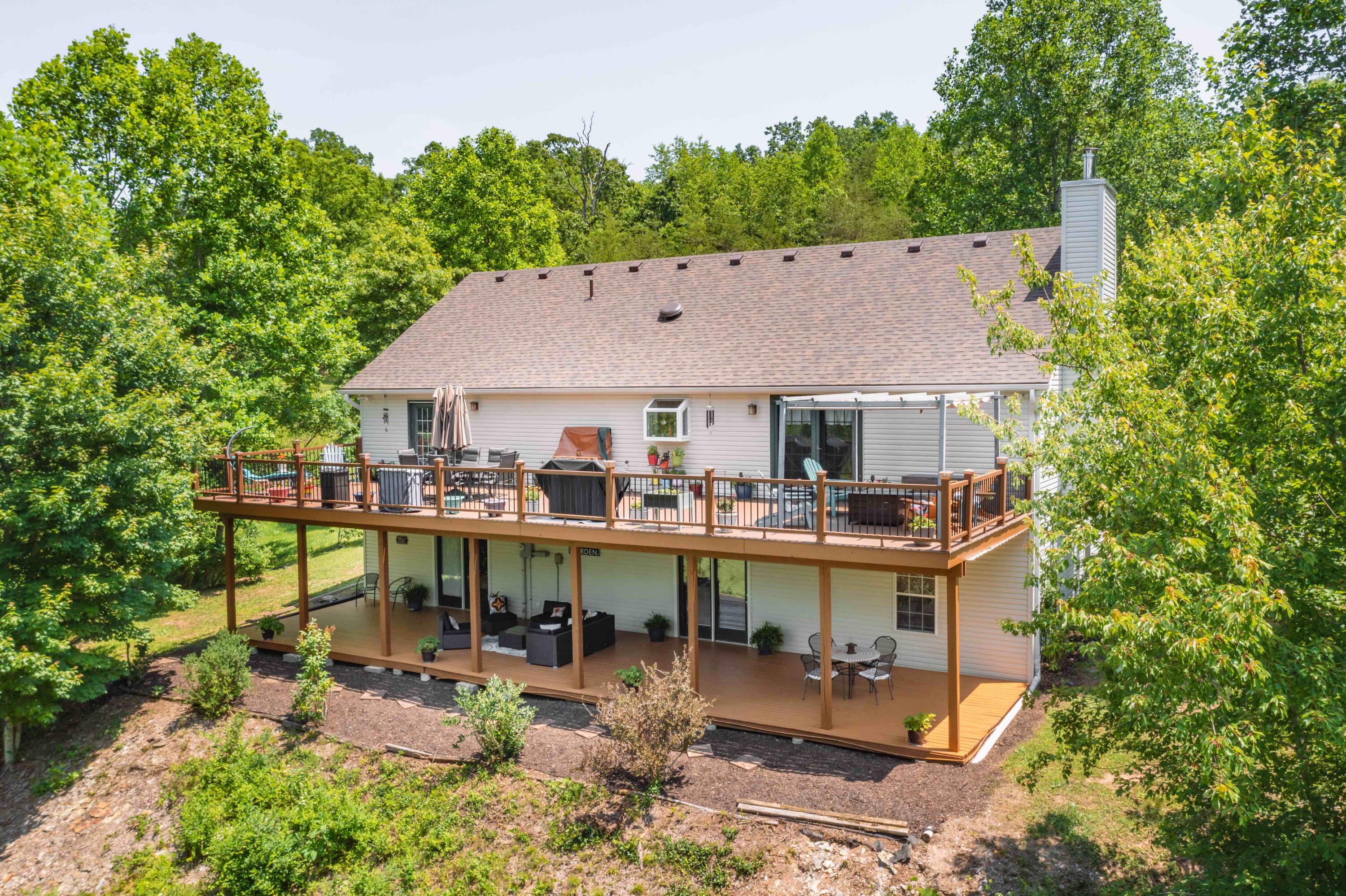 519 Right Angle Road Winchester, KY 40391 - Photo 7 of 70 DJI_042060