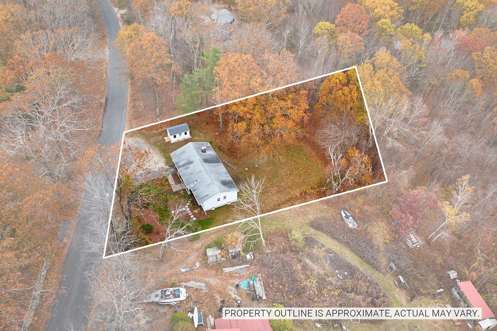 72 North Main Street New Salem, MA 01355 - Photo 27 of 29 a view of entryway