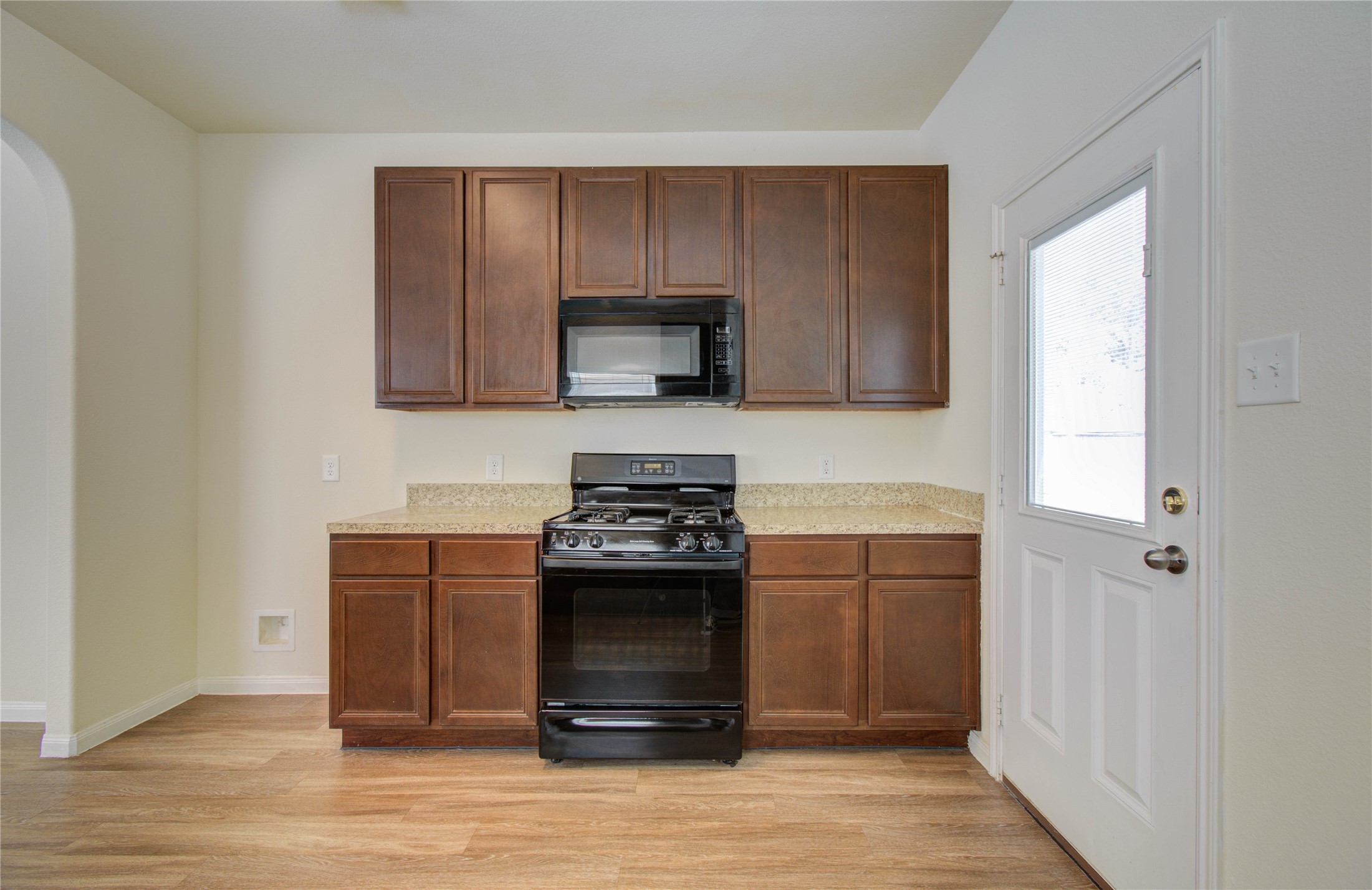 10410 Solitude Way Houston, TX 77044 - Photo 17 of 45