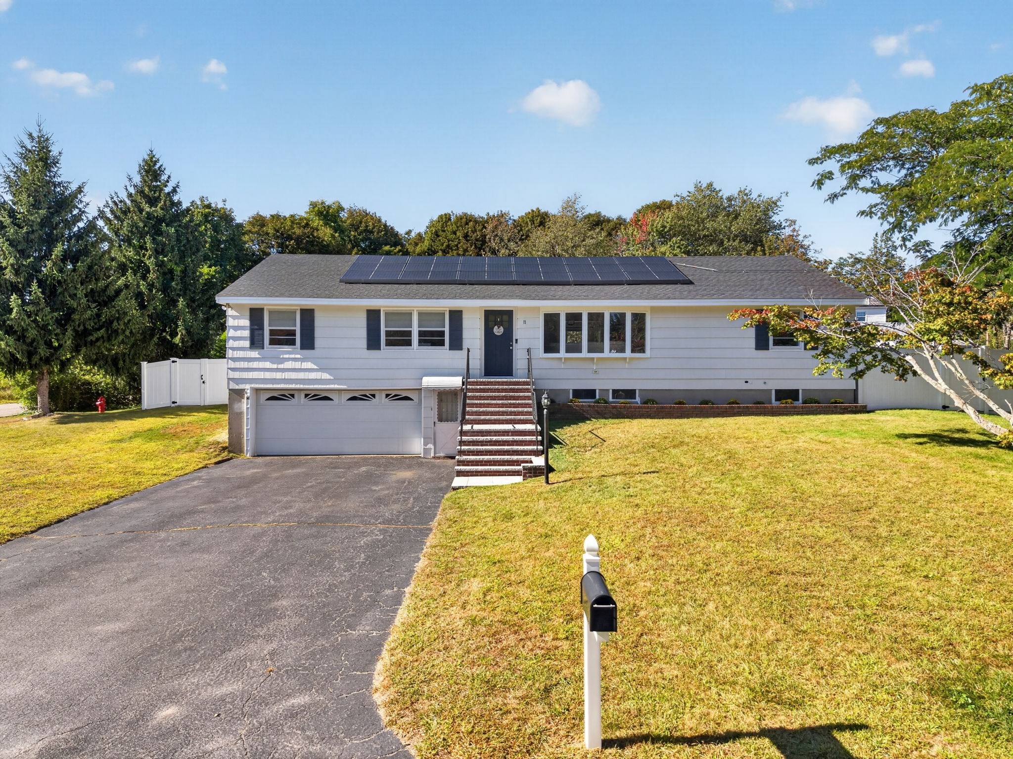 11 Powder Hill Road Methuen, MA 01844 - Photo 2 of 40 Gallery Image 2