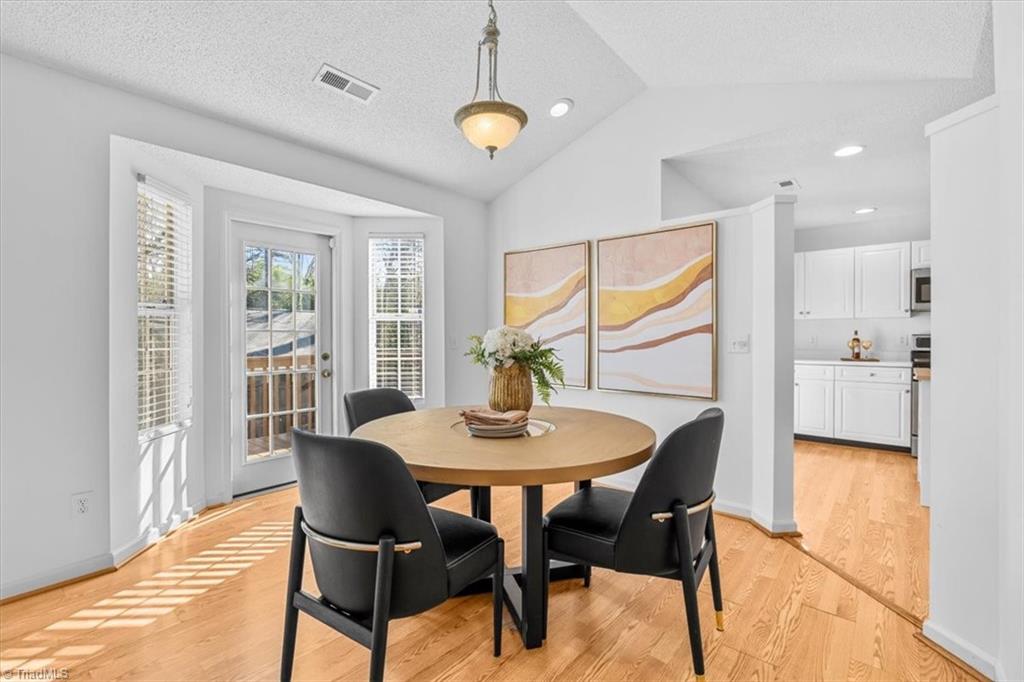 402 Shadybrook Road High Point, NC 27265 - Photo 13 of 38 Dining Room