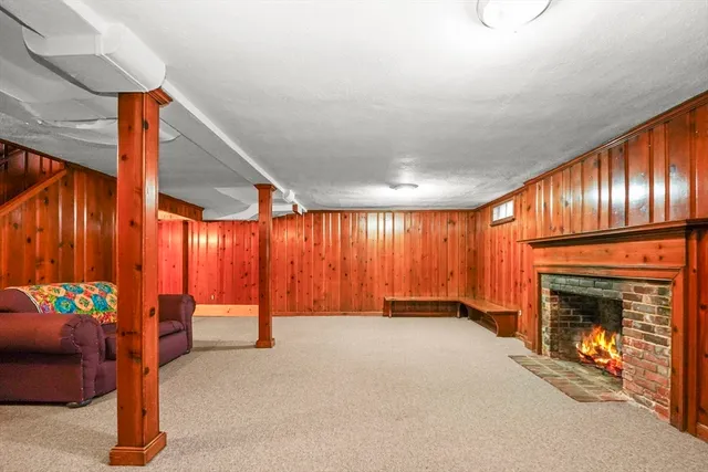 $389,000 | 33 Severn Street, Longmeadow, MA 01106