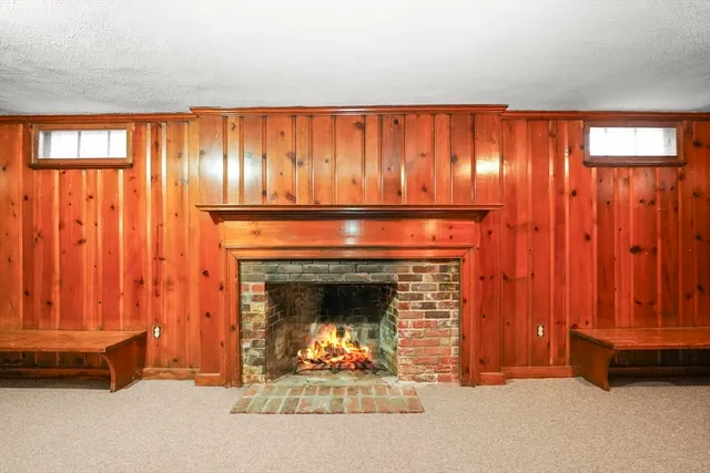 $389,000 | 33 Severn Street, Longmeadow, MA 01106