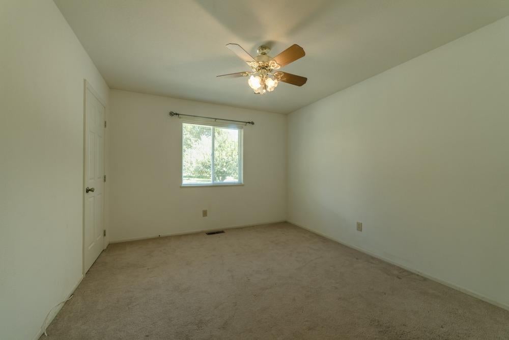 39750 Modoc Point Road Chiloquin, OR 97624 - Photo 16 of 23 Additional Photo