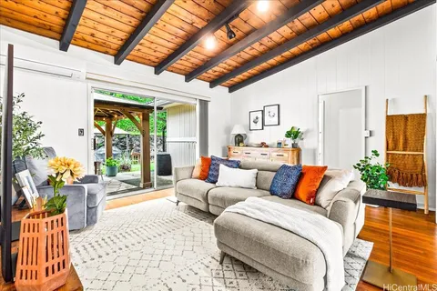 $1,389,000 | 238 Puiwa Road, Honolulu, HI 96817