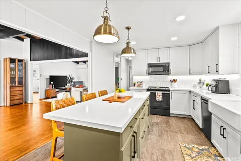 $1,389,000 | 238 Puiwa Road, Honolulu, HI 96817