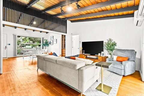 $1,389,000 | 238 Puiwa Road, Honolulu, HI 96817