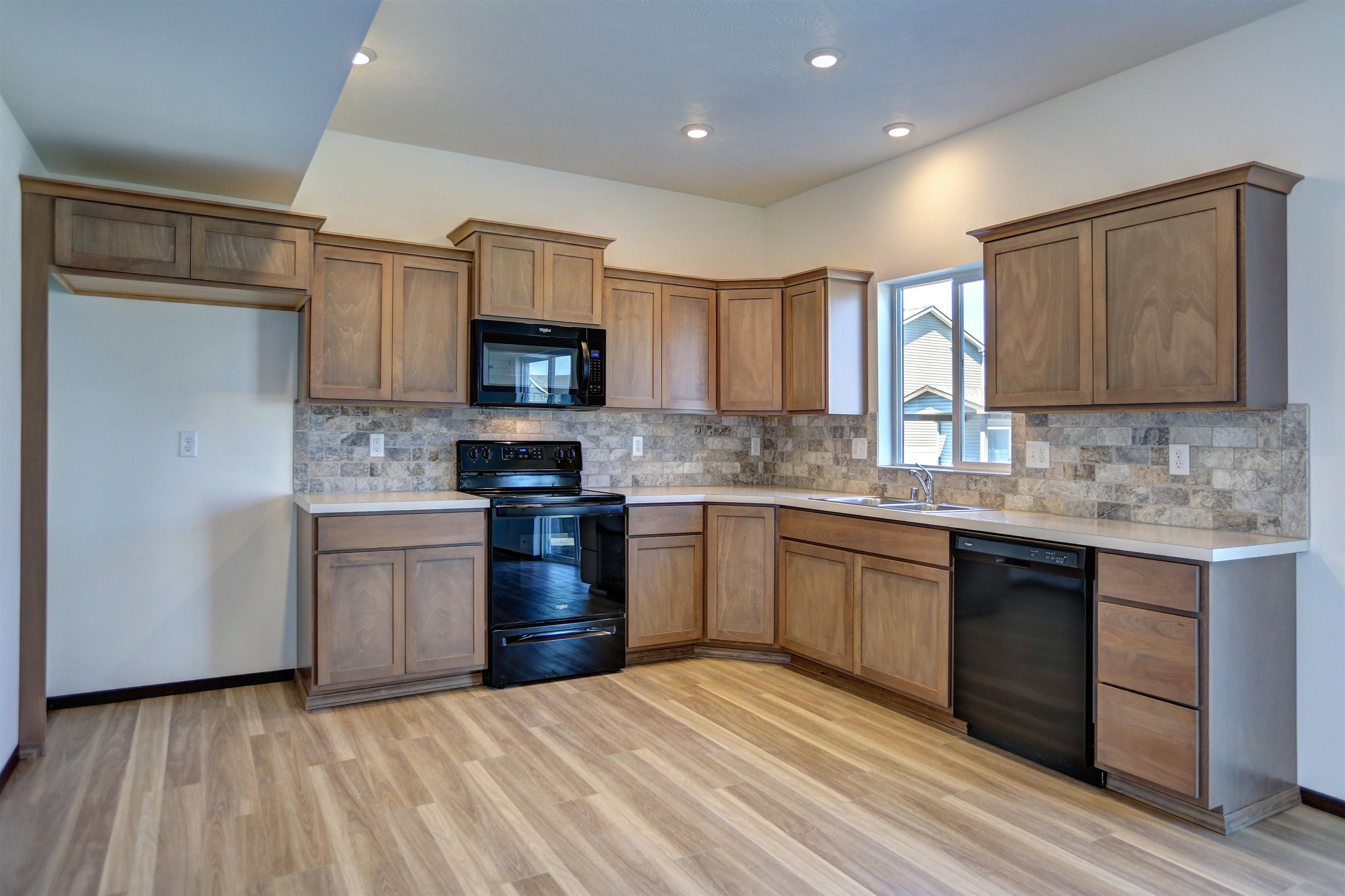 10412 West Lingonberry Road Cheney, WA 99004 - Photo 11 of 30