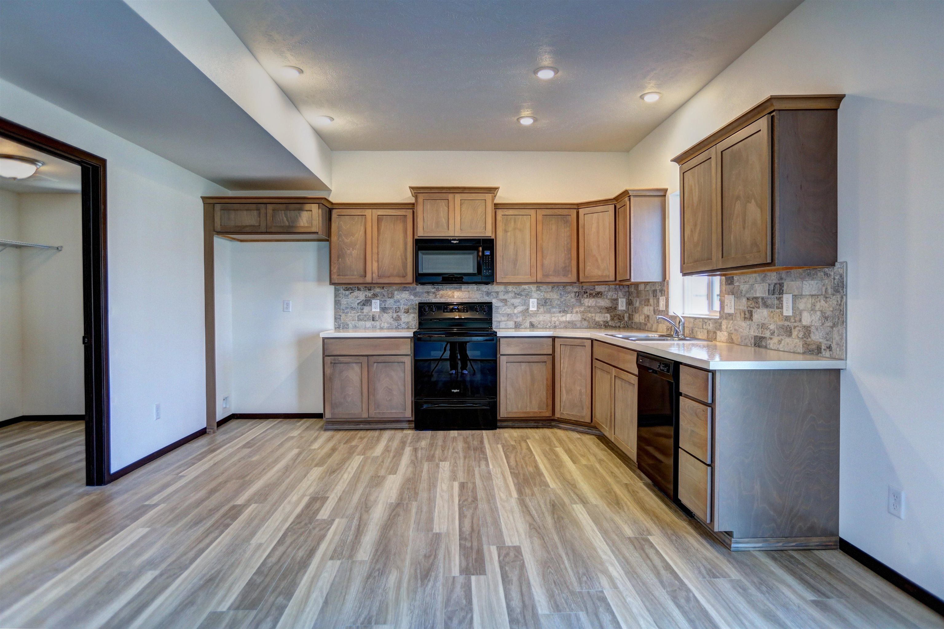 10412 West Lingonberry Road Cheney, WA 99004 - Photo 9 of 30