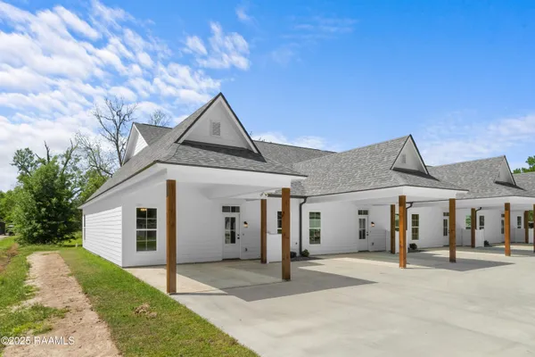 $1,650 | 212 East D Street, Rayne, LA 70578