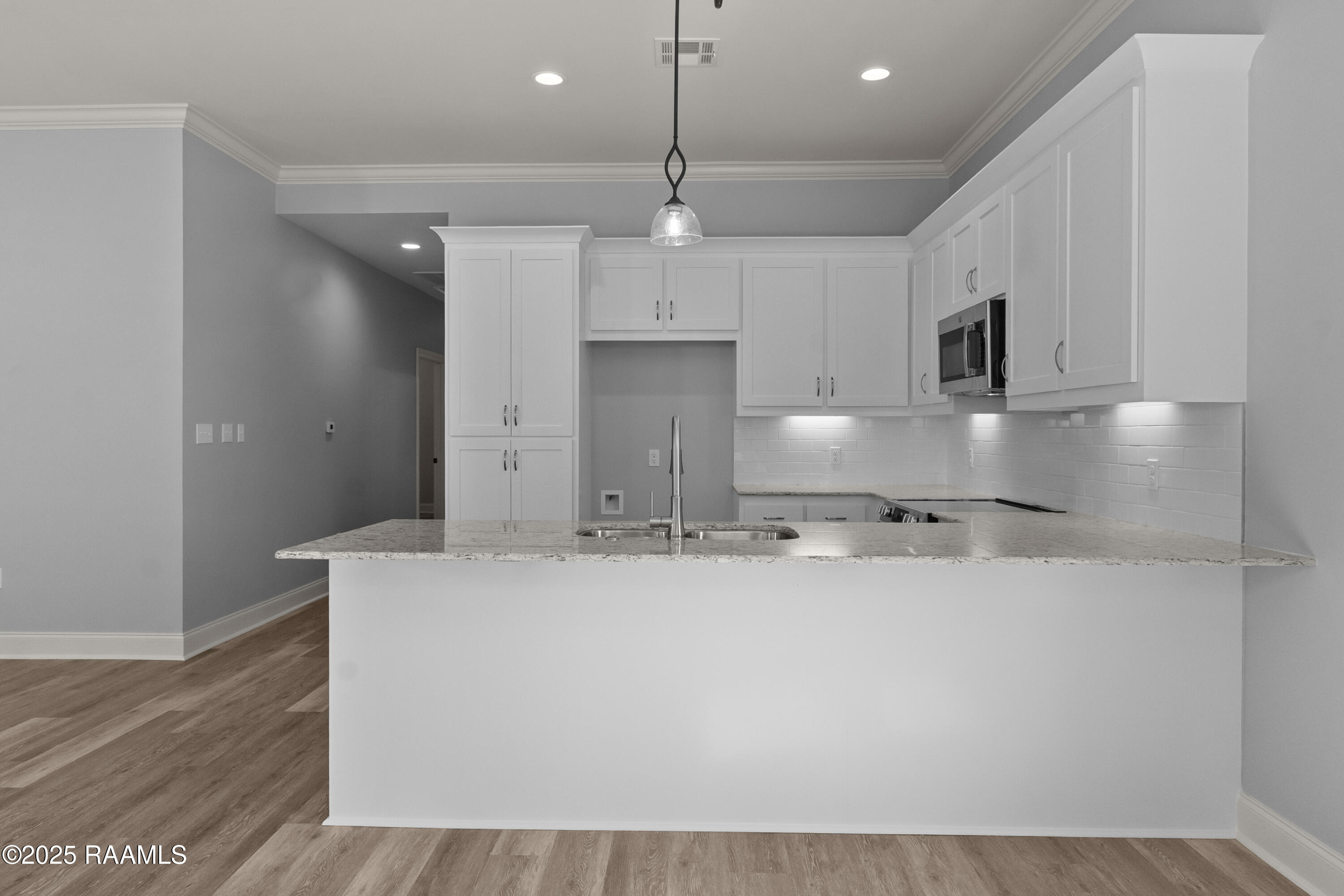 212 East D Street Rayne, LA 70578 - Photo 13 of 35 DSC02121